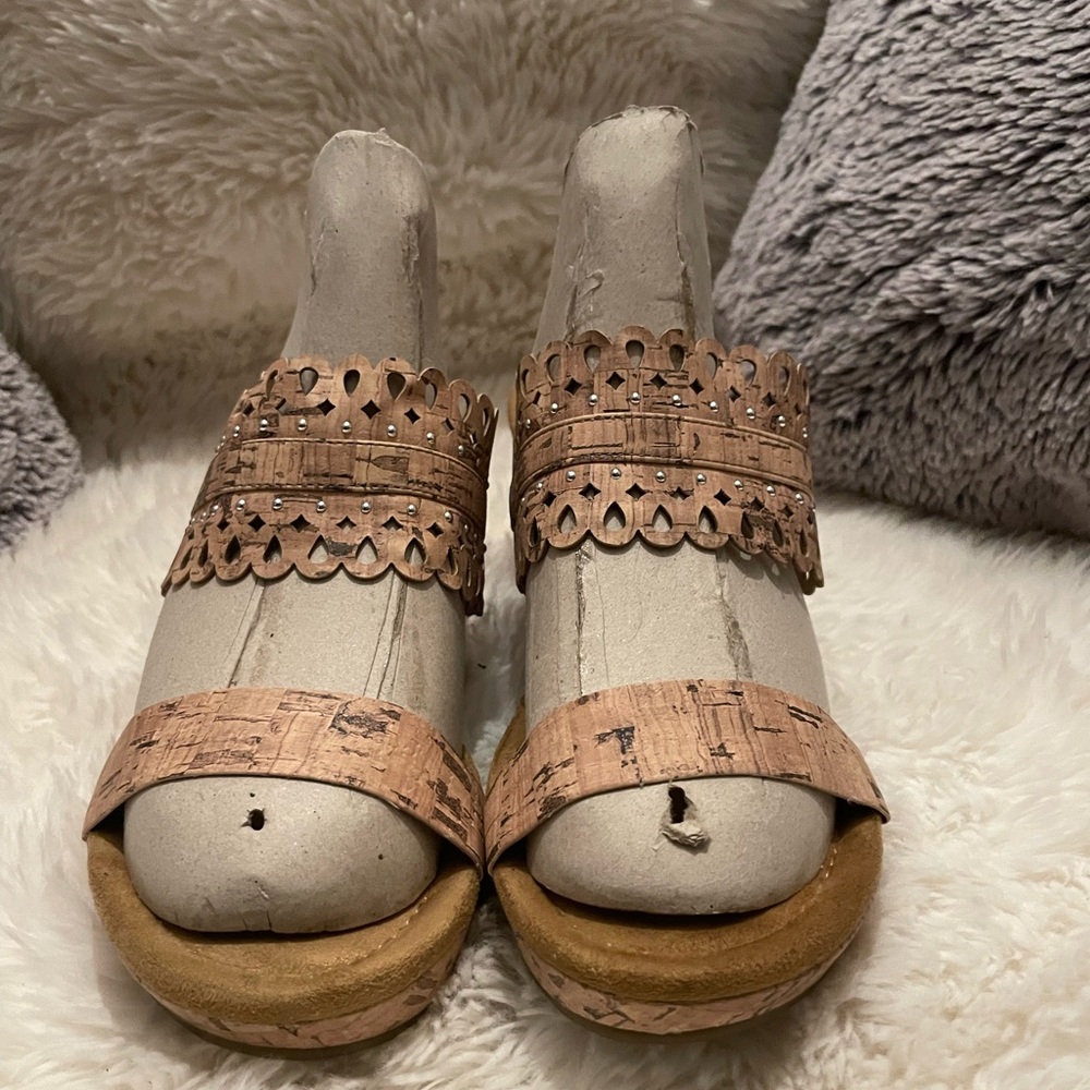 Giani Bernini Tan Woven Sandals with Cork Sole